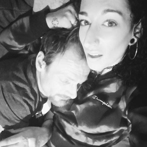 Meet your Poshers, Jimmy and Melanie - Picture 8 of 8